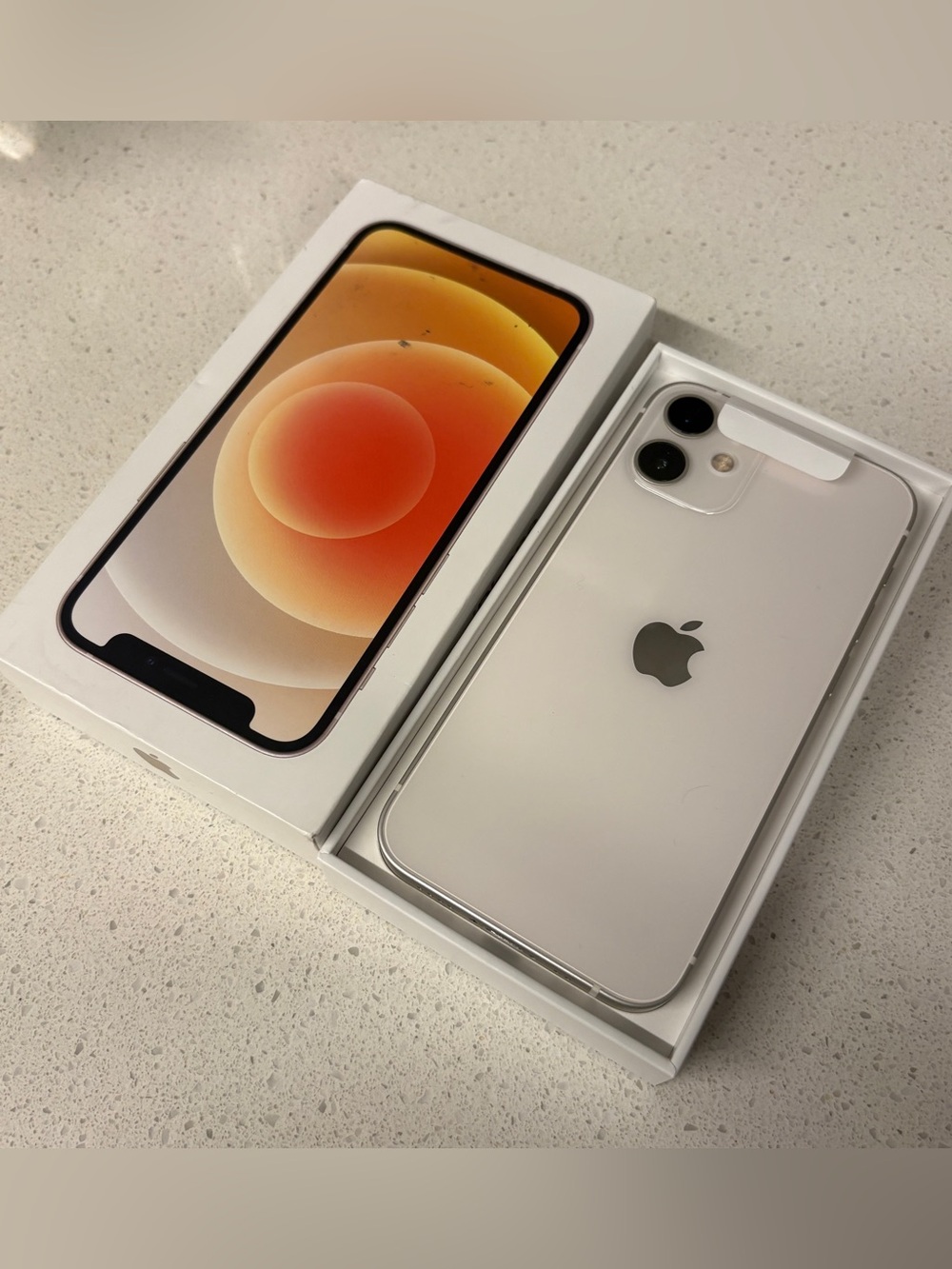 NEW Apple iPhone 12 mini 256GB - White